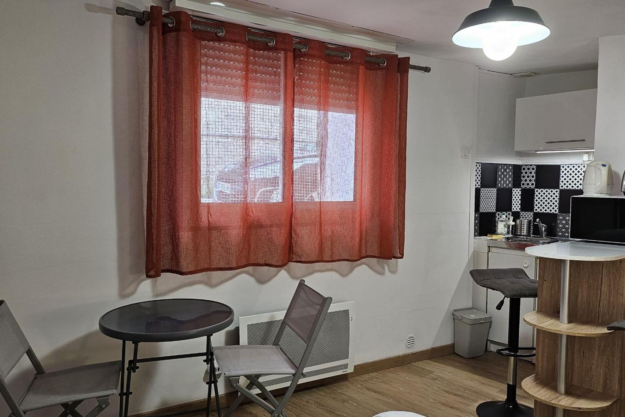 Studio Near The City Center Montpellier Exterior photo