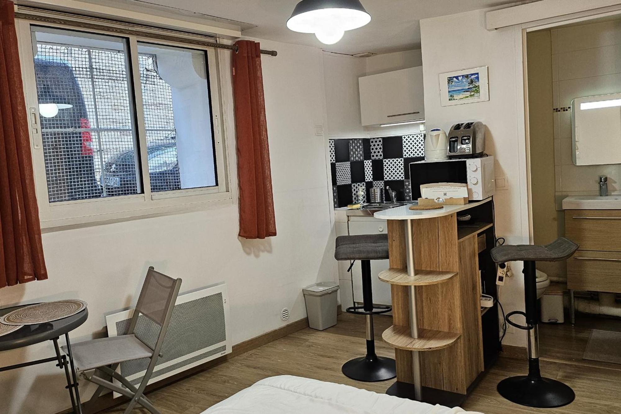Studio Near The City Center Montpellier Exterior photo